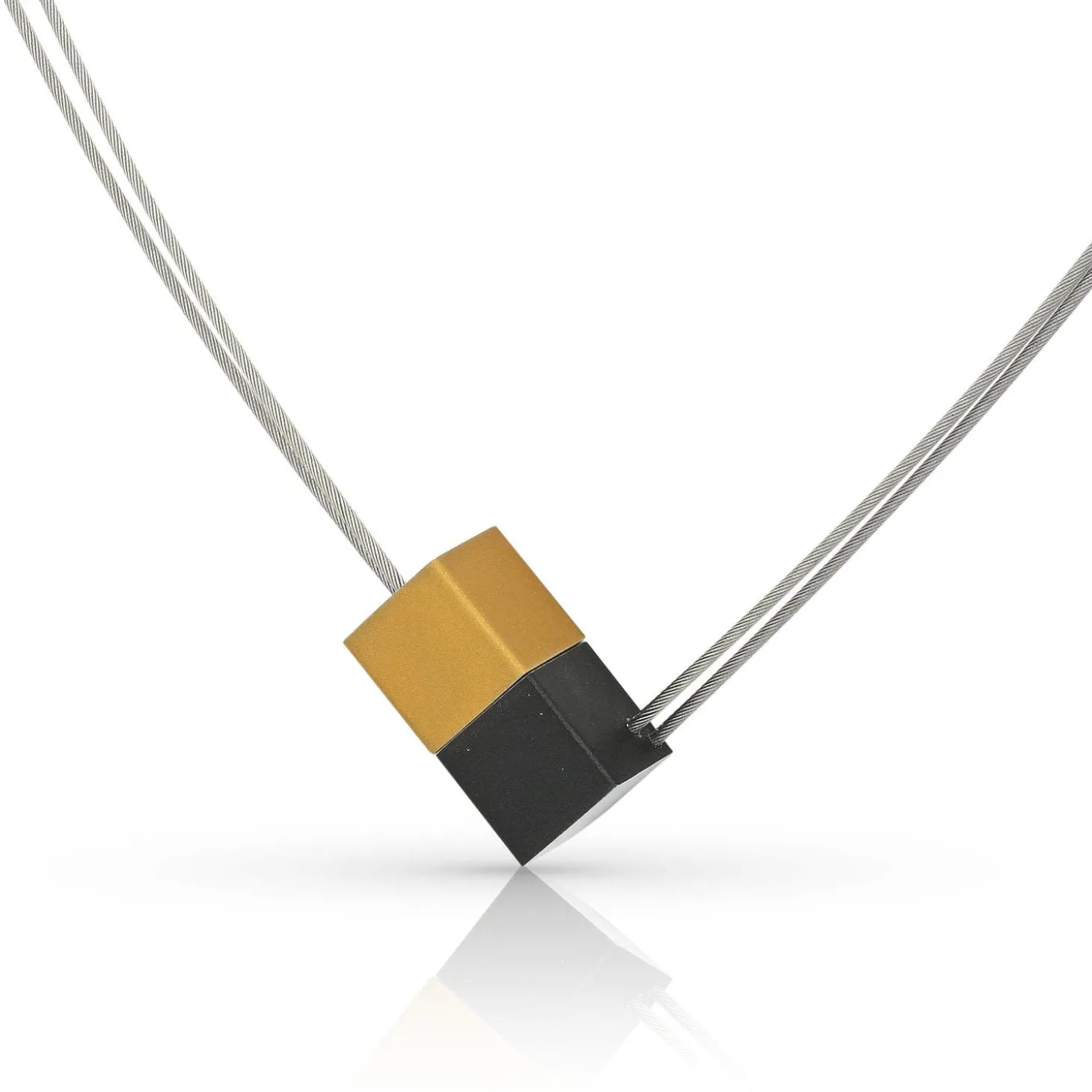 collier_twee_kubussen_czg_1.webp Collier twee kubussen C17ZG