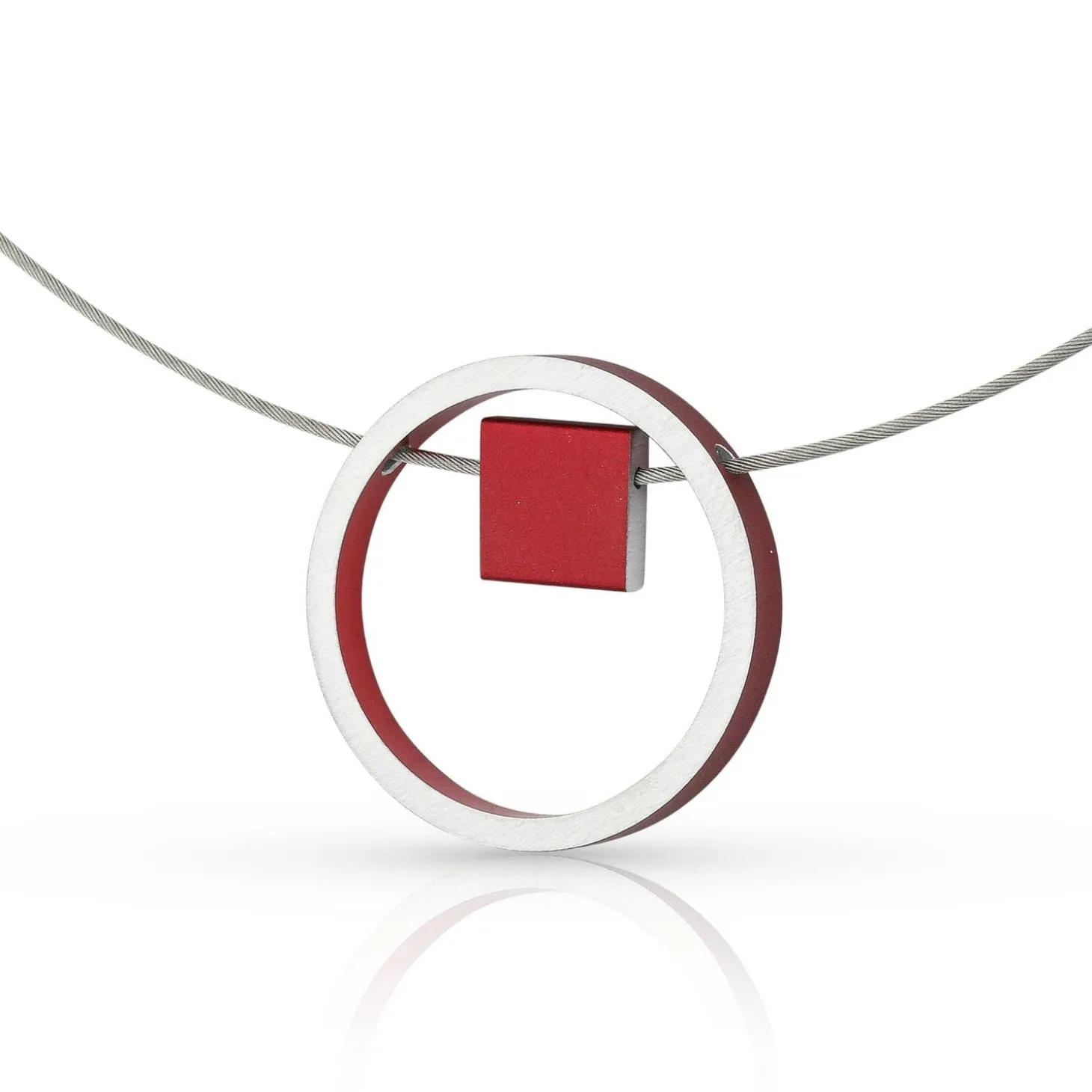 ketting_evy_rood_ring_met_1.webp Ketting EVY Rood Ring met vierkantje | C277R