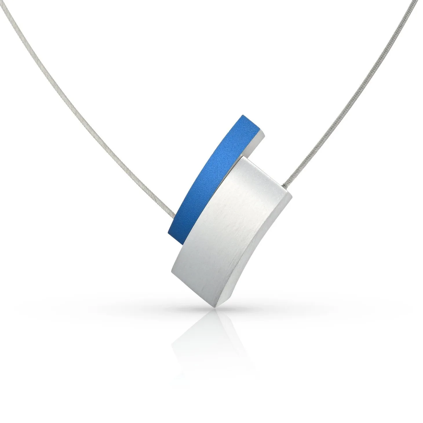 ketting_victoire_blauw__c_1.webp Ketting VICTOIRE Blauw | C276B