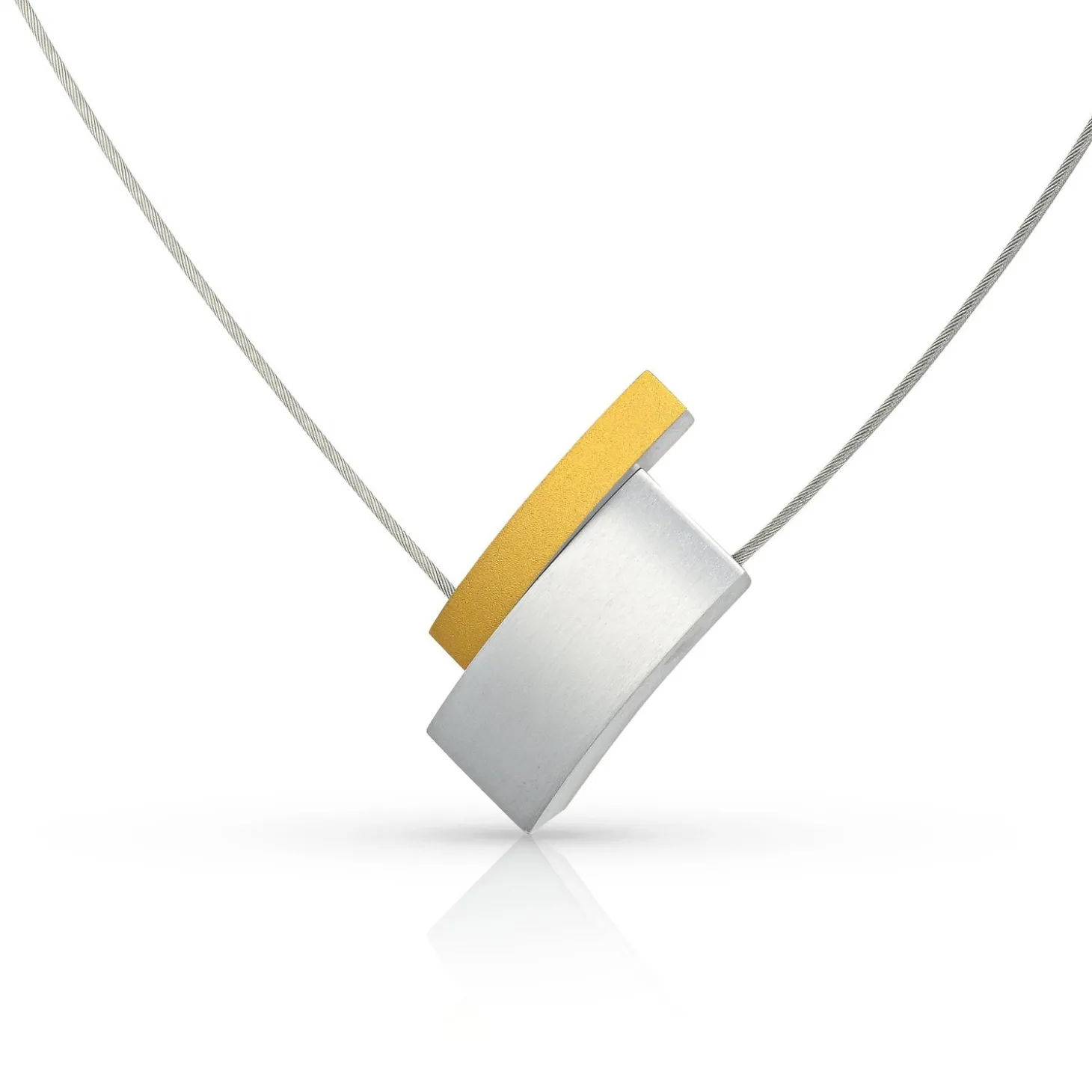 ketting_victoire_goudkleu_1.webp Ketting VICTOIRE Goudkleur | C276G