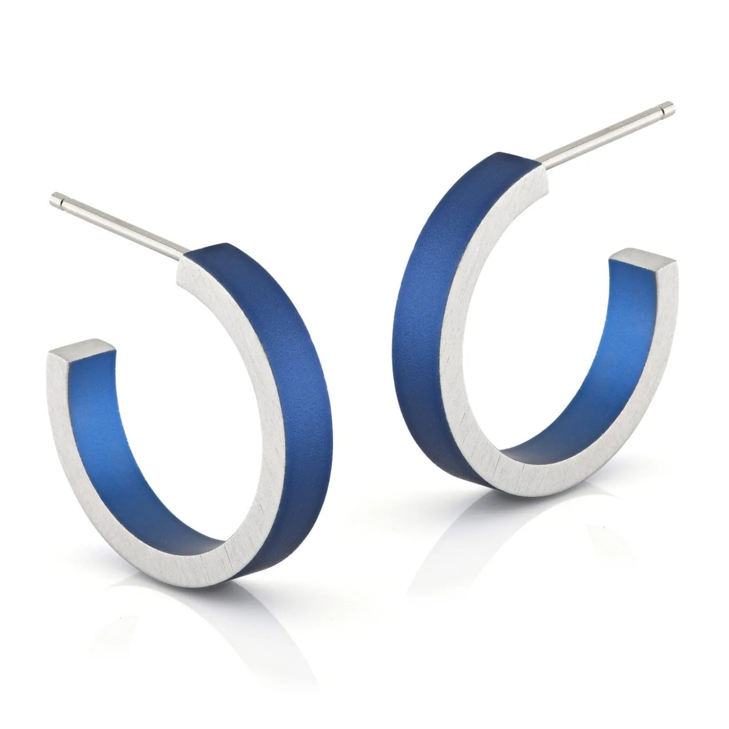 oorbellen_romy_blauw__ob_0.webp Oorbellen ROMY Blauw | O51B